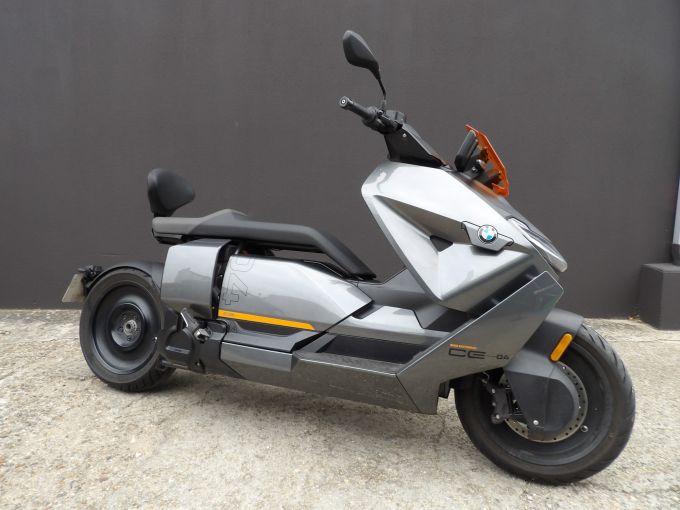 BMW CE 04 4