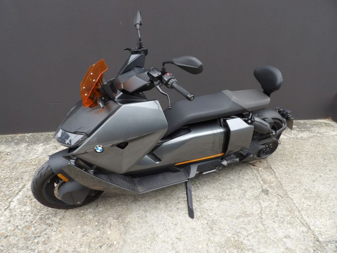 BMW CE 04 4