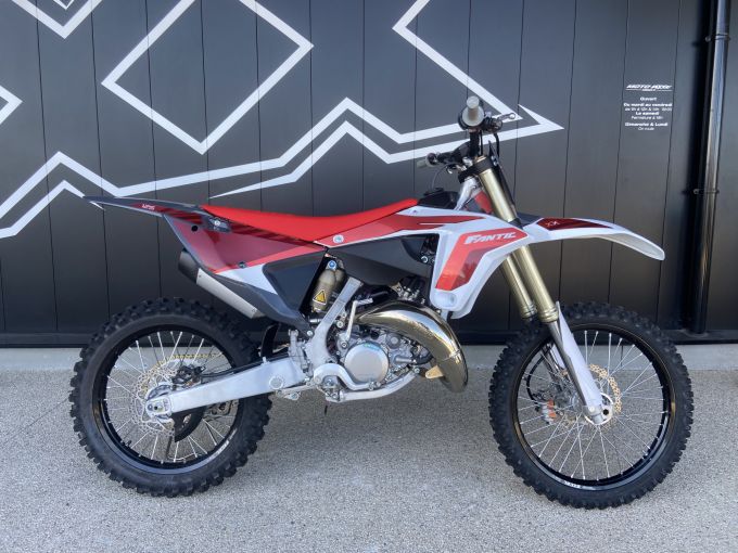 FANTIC XX 125 4