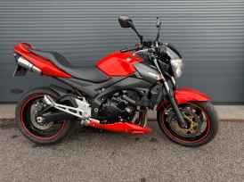SUZUKI GSR 600 - 2010