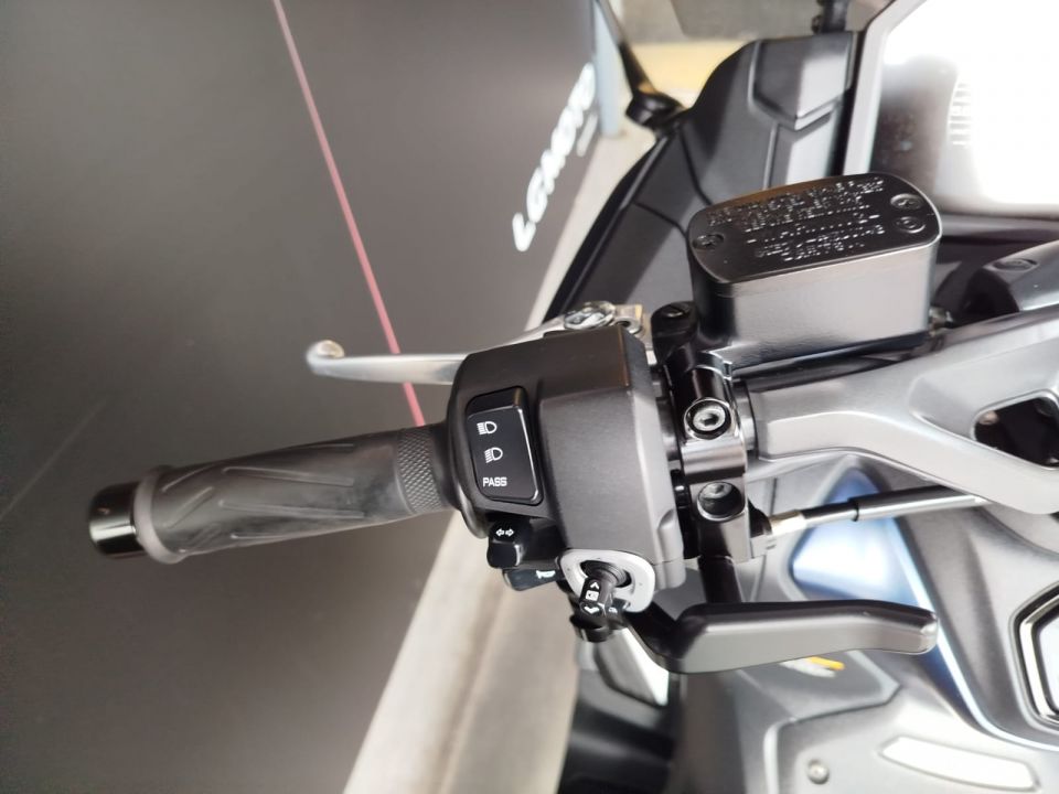 YAMAHA XP T-MAX 560 4