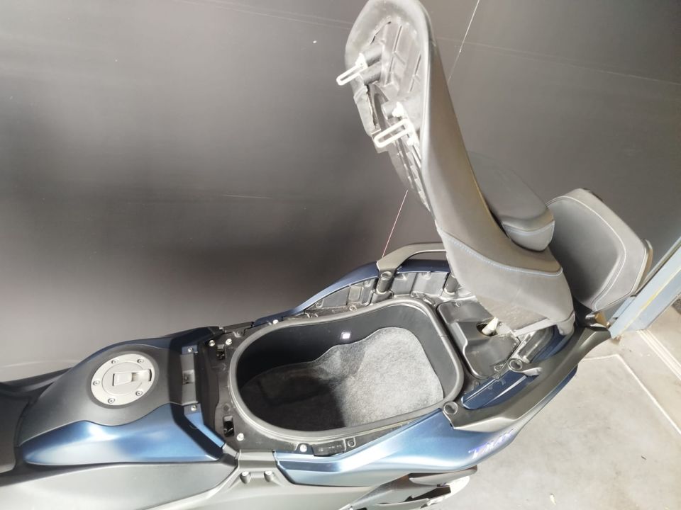 YAMAHA XP T-MAX 560 4