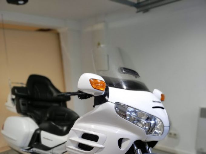 HONDA GL1800 GOLDWING 4