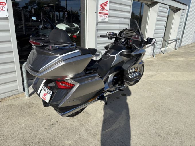 HONDA GoldWing Touring DCT Airbag 4