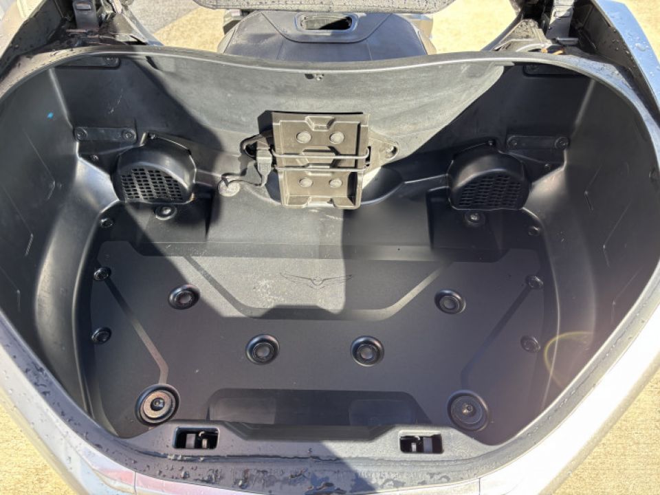 HONDA GoldWing Touring DCT Airbag 4