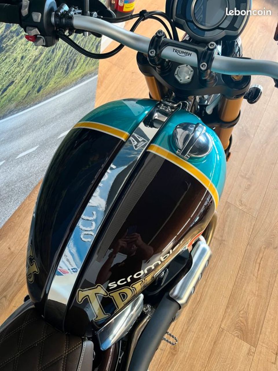 TRIUMPH SCRAMBLER 1200 XE 4