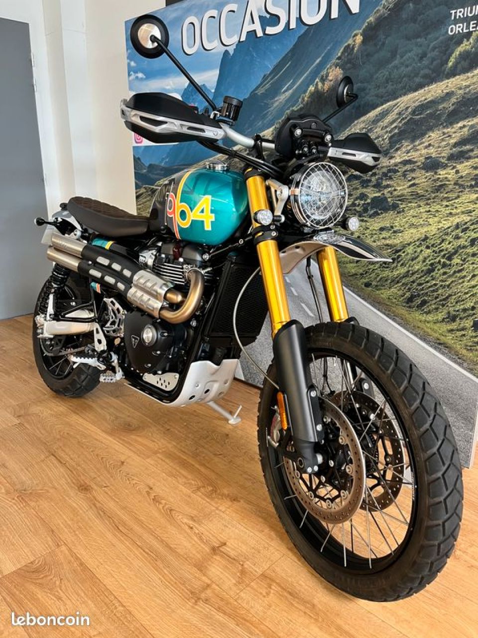 TRIUMPH SCRAMBLER 1200 XE 4