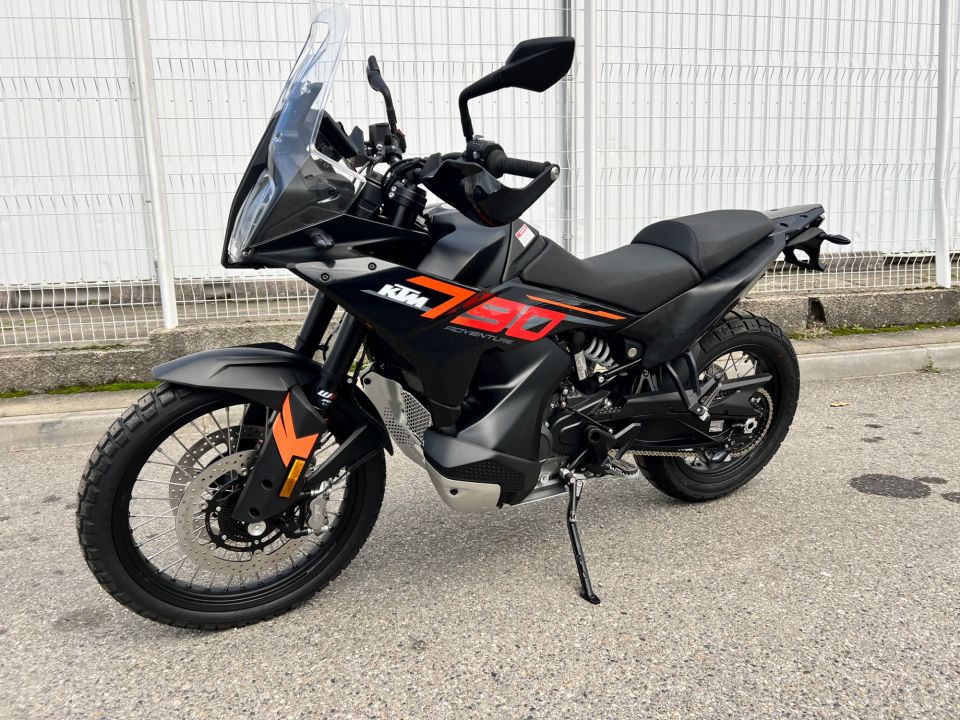 KTM 790 ADVENTURE 4