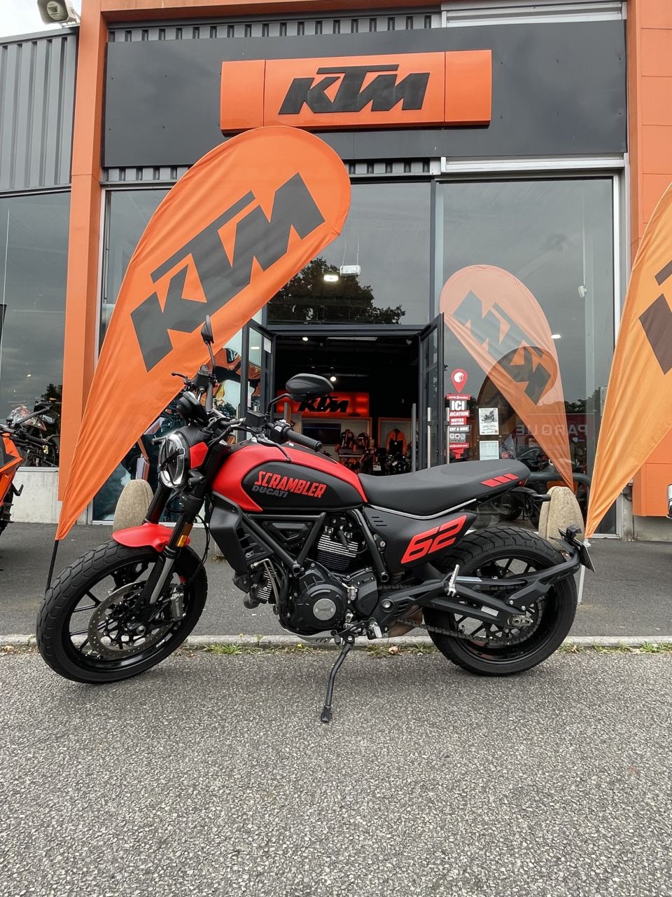 DUCATI SCRAMBLER 4