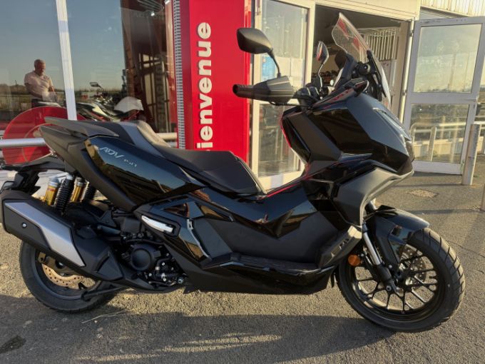 HONDA ADV 350 4