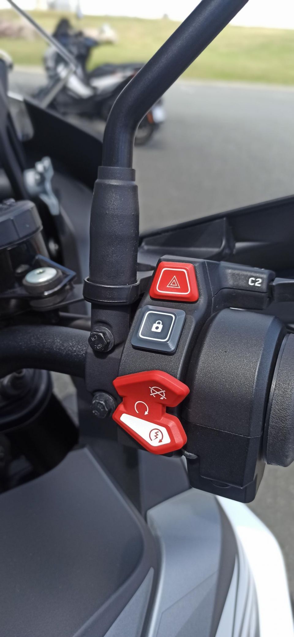 KTM 1290 SUPER ADVENTURE S 4