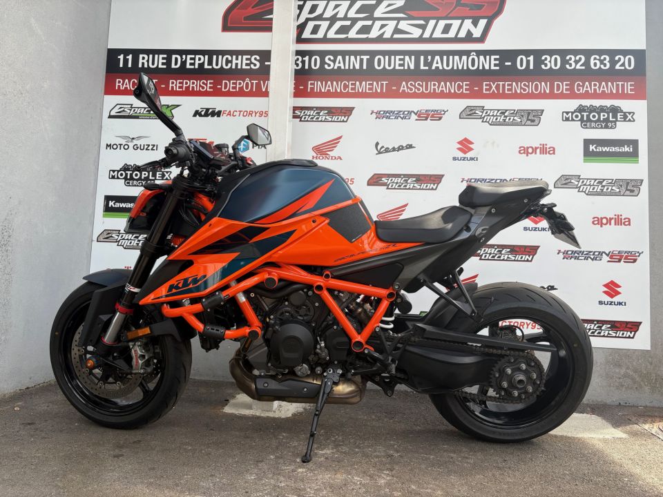 KTM 1290 SUPER DUKE R 4