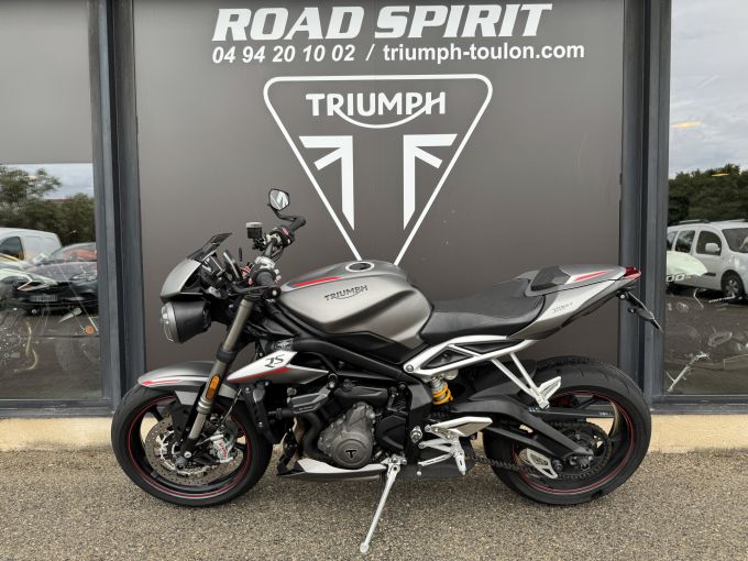 TRIUMPH STREET TRIPLE 765 RS 4