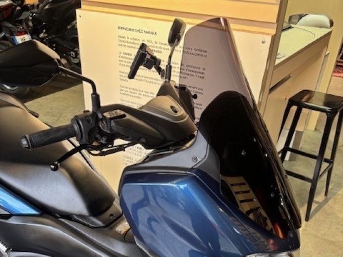 YAMAHA NMAX 125 4