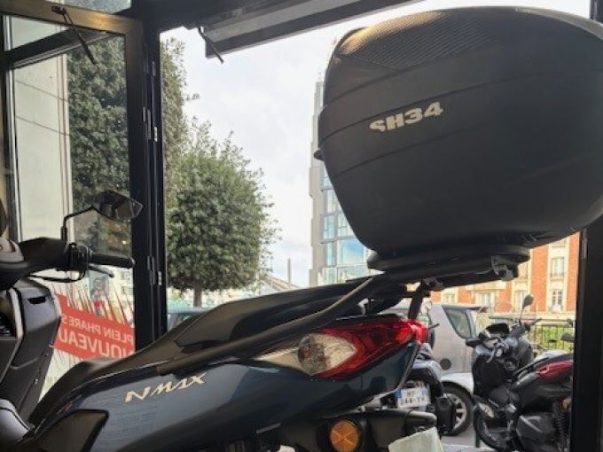YAMAHA NMAX 125 4