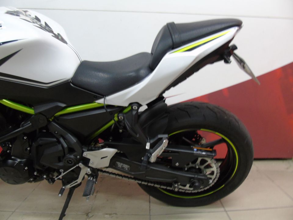 KAWASAKI Z 650 BRIDE A2 4