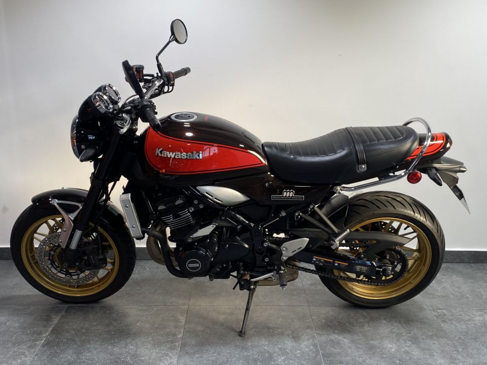 KAWASAKI Z900 RS 4