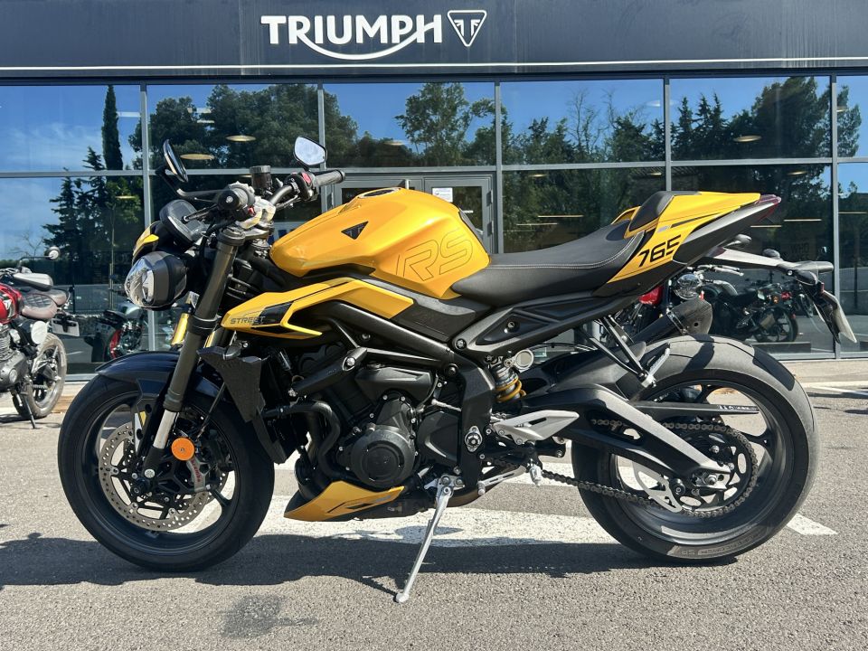 TRIUMPH STREET TRIPLE 765 RS 4