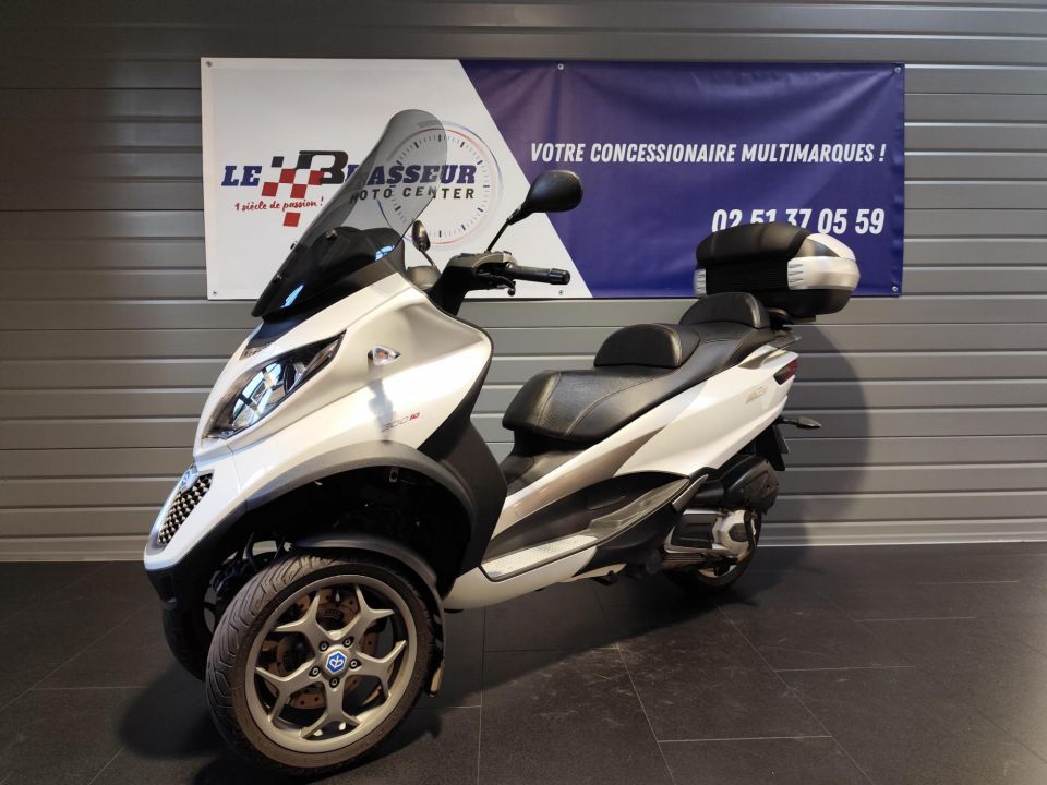 PIAGGIO MP3 300 LT 4