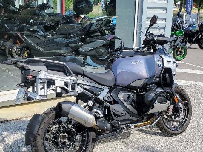 BMW R 1300 GS ADVENTURE 4
