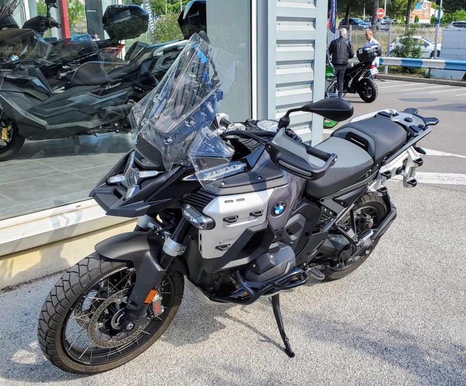 BMW R 1300 GS ADVENTURE 4