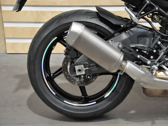 YAMAHA MT-10 4