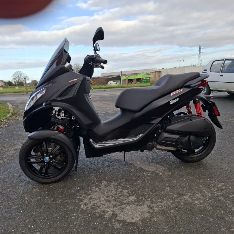 PIAGGIO MP3 300 HPE ABS ASR 4