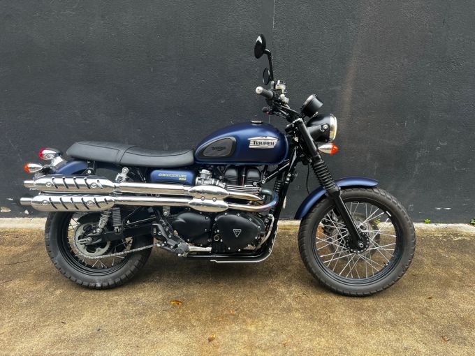 TRIUMPH SCRAMBLER 900 4