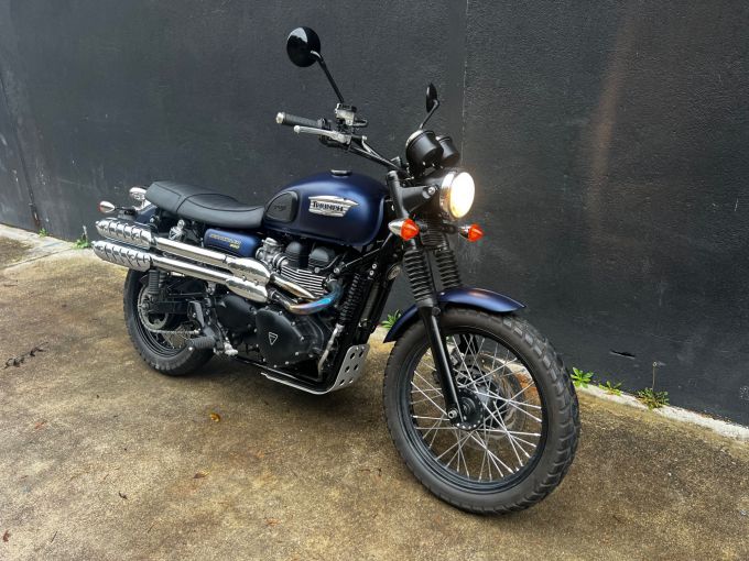 TRIUMPH SCRAMBLER 900 4
