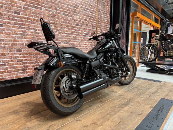 HARLEY-DAVIDSON DYNA LOW RIDER 1800 S 4