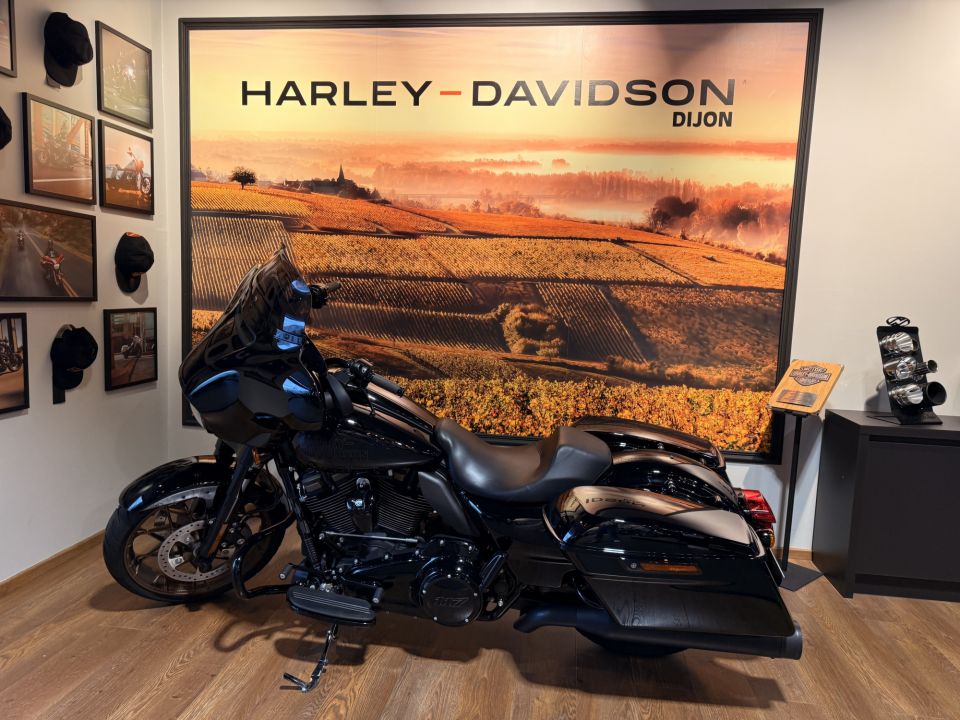 HARLEY-DAVIDSON TOURING STREET GLIDE 1923 ST 4