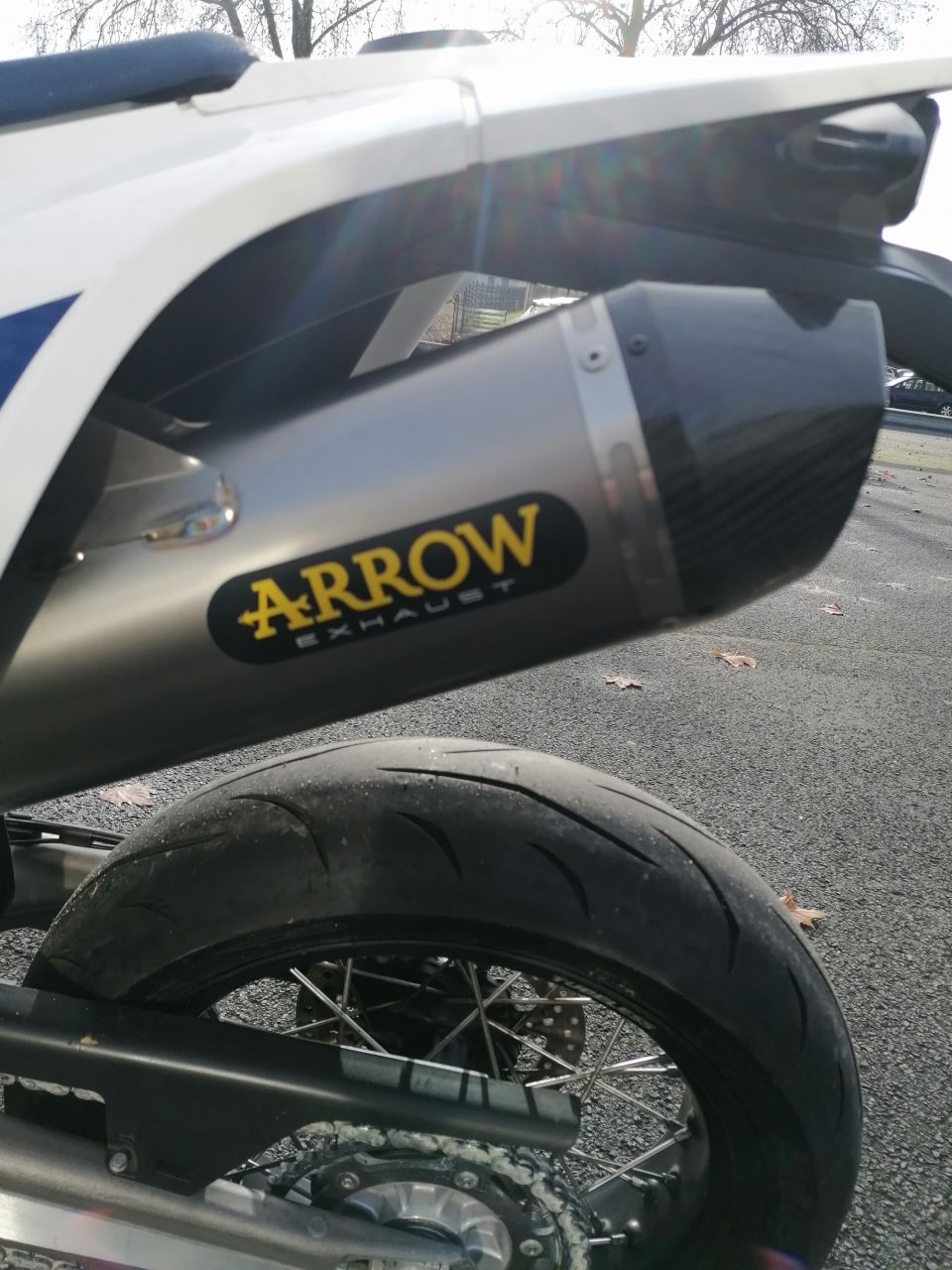 HUSQVARNA 701 SUPERMOTO 4