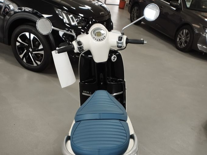PEUGEOT DJANGO 125 4
