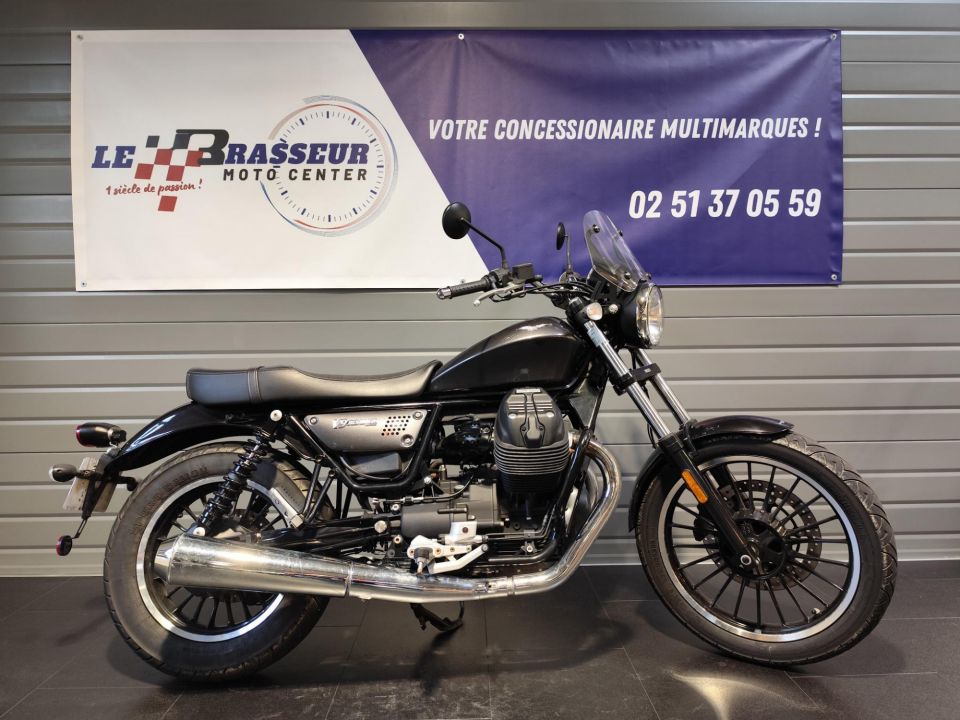 MOTO GUZZI V9 ROAMER 4