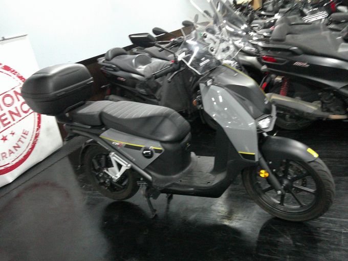 SUPER SOCO CPx 4