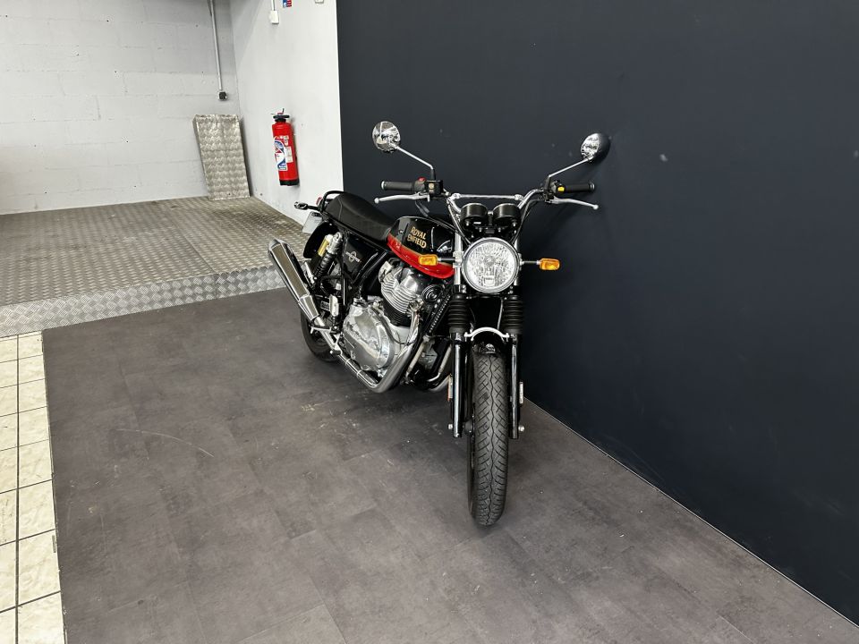 ROYAL ENFIELD INTERCEPTOR 4