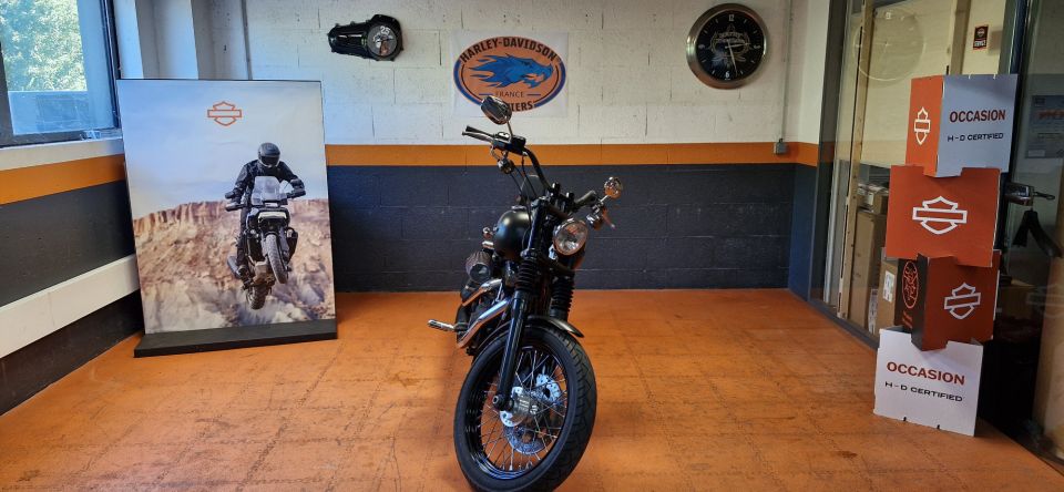 HARLEY-DAVIDSON DYNA STREET BOB 1584 4