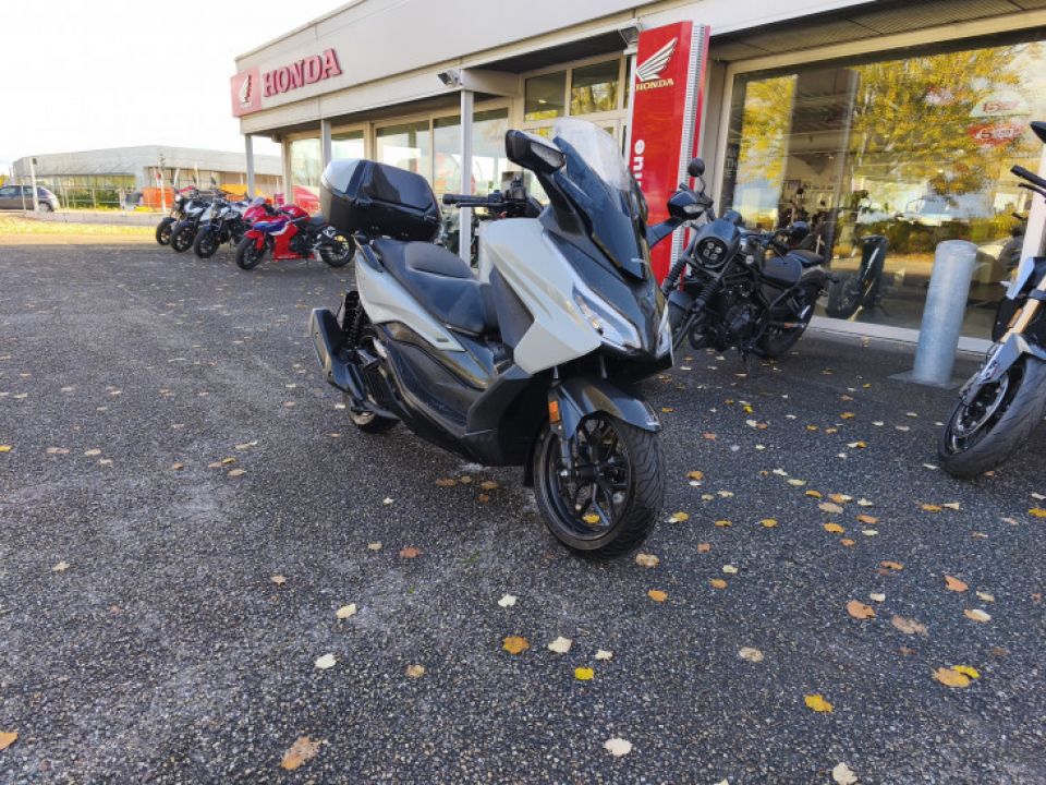 HONDA FORZA 125 4