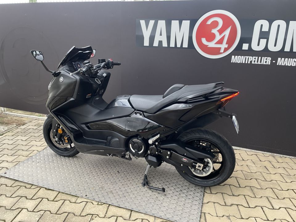 YAMAHA XP T-MAX 560 TECH MAX 4
