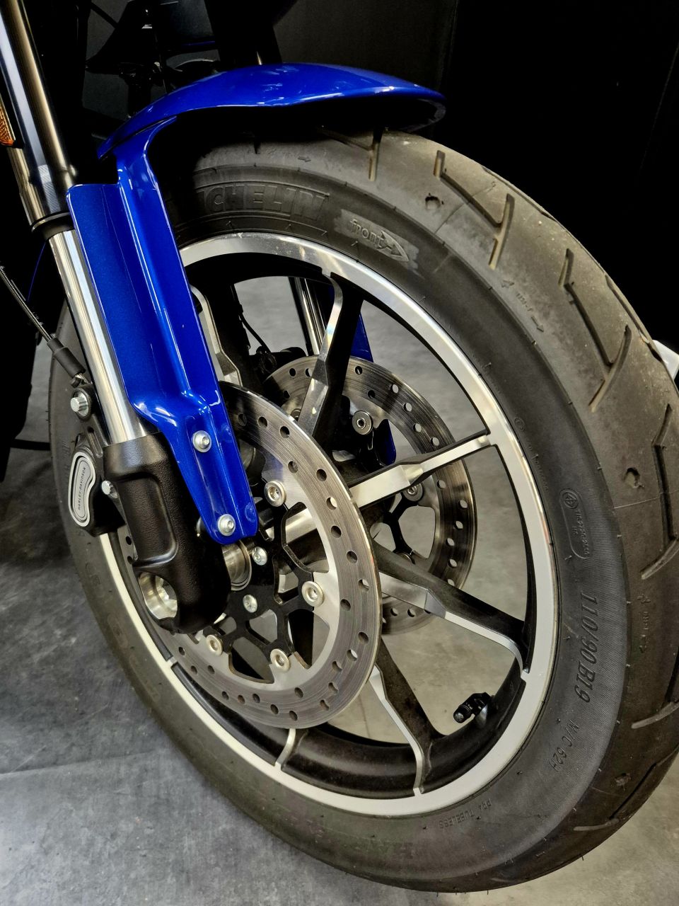 HARLEY-DAVIDSON SOFTAIL LOW RIDER 1923 ST 4