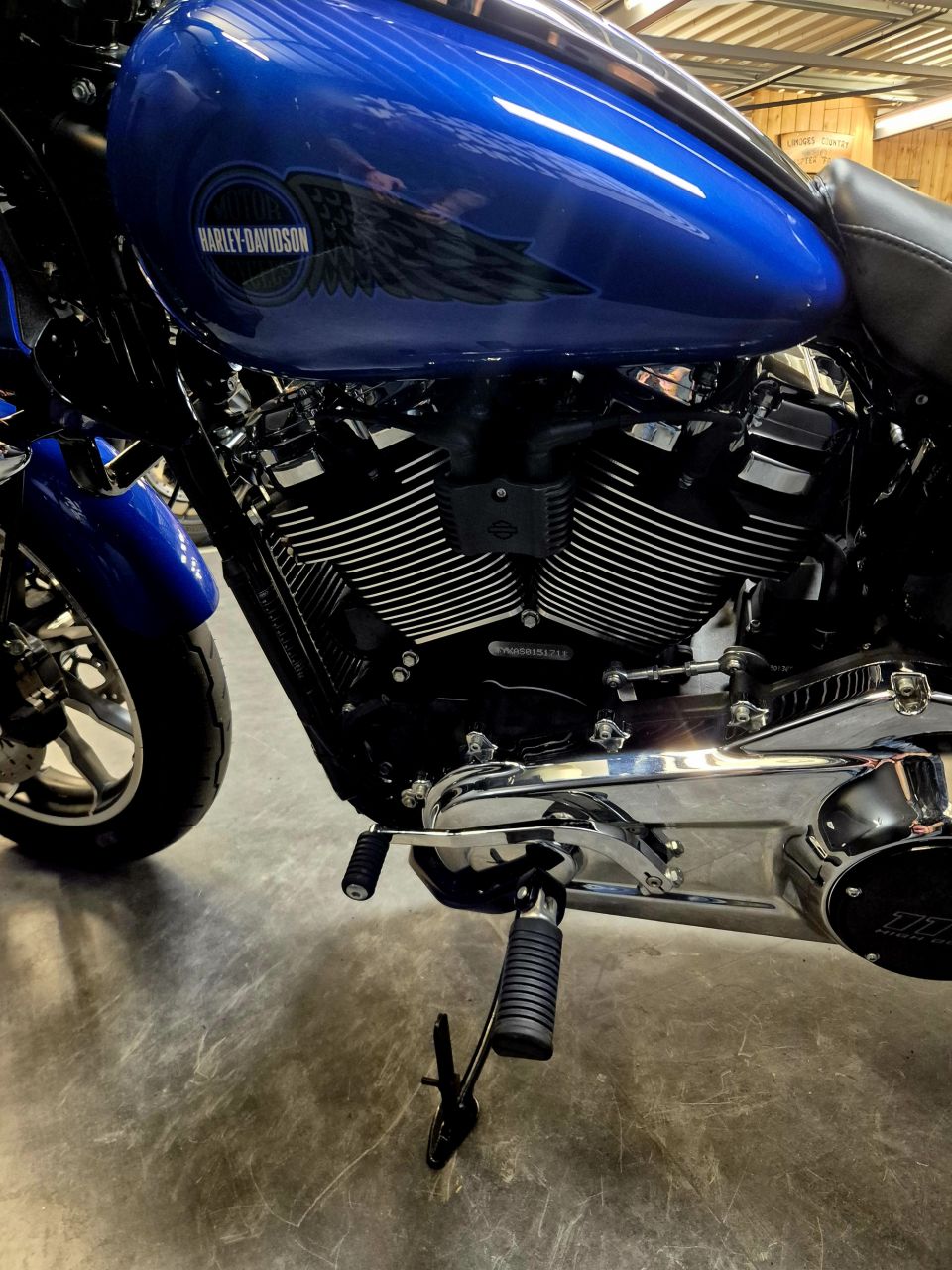 HARLEY-DAVIDSON SOFTAIL LOW RIDER 1923 ST 4