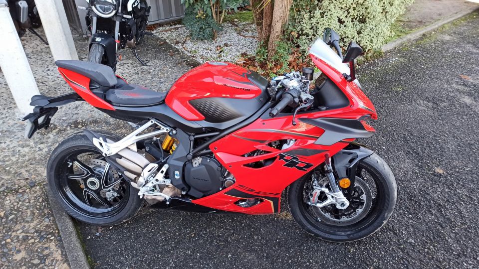 QJ MOTOR SRK 921 RR 4