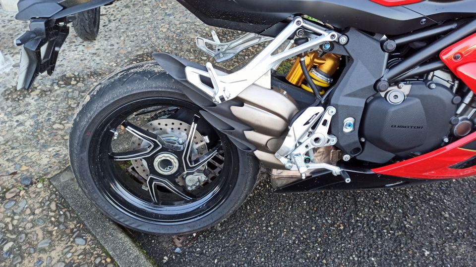 QJ MOTOR SRK 921 RR 4