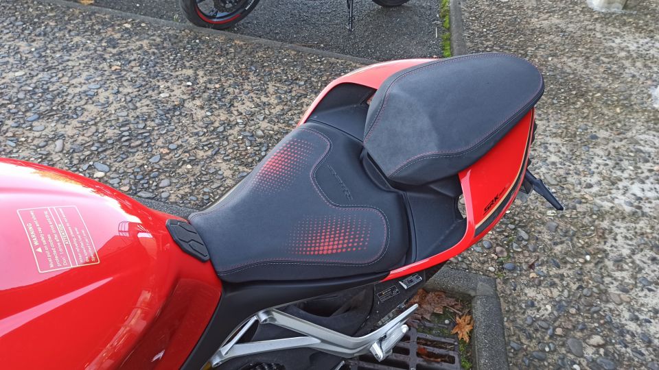 QJ MOTOR SRK 921 RR 4