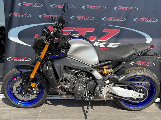 YAMAHA MT-09 SP 4