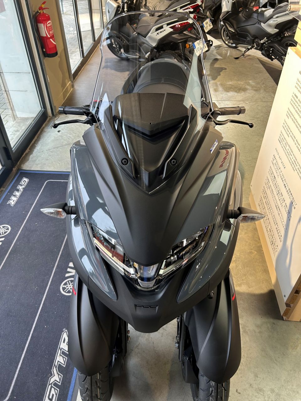 YAMAHA TRICITY 300 4