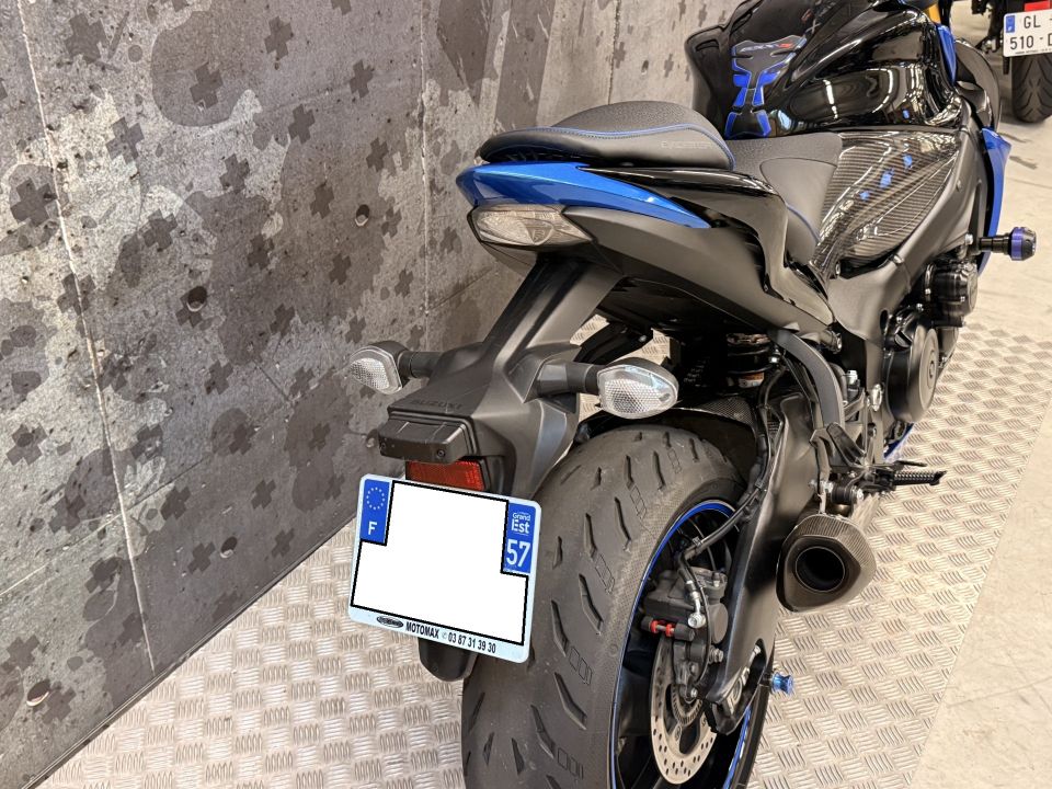 SUZUKI GSX-S 1000 ABS 4