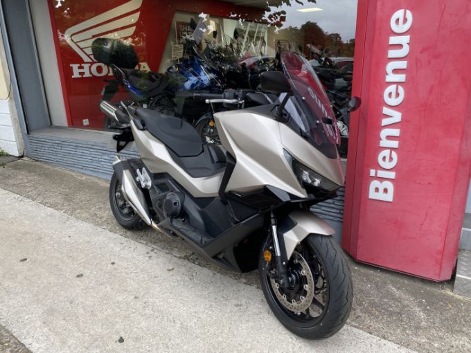 HONDA NSS FORZA 750 4
