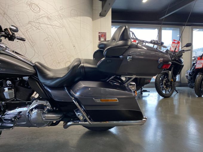 HARLEY-DAVIDSON TOURING ELECTRA 1690 ULTRA LIMITED 4