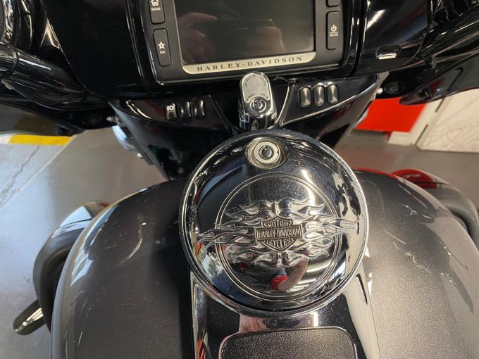 HARLEY-DAVIDSON TOURING ELECTRA 1690 ULTRA LIMITED 4